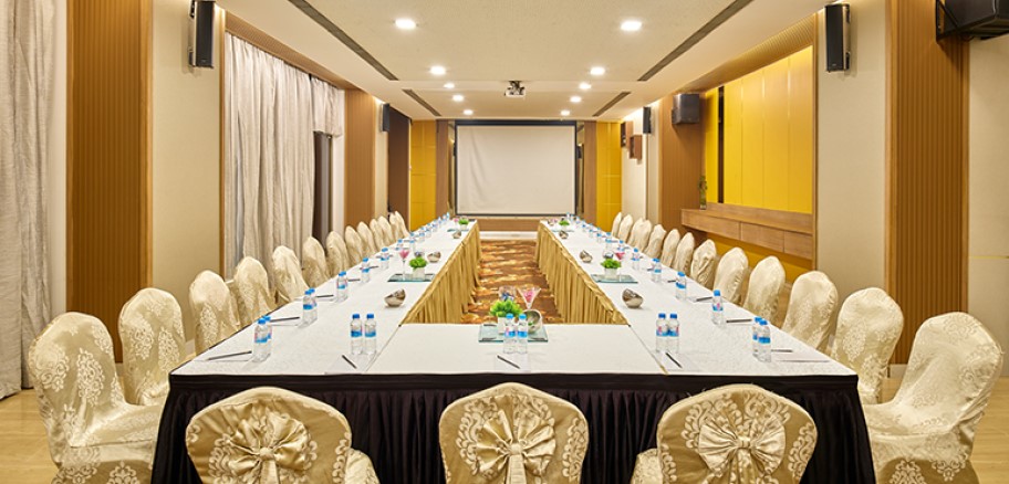 Sapphire at Sayaji Pune photo 2 thumbnail