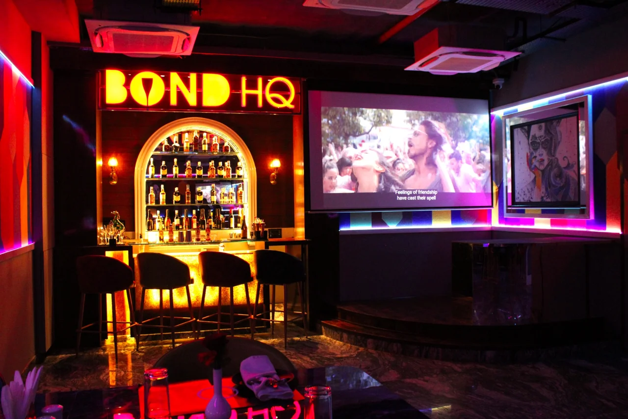 BOND HQ Cafe & Club
